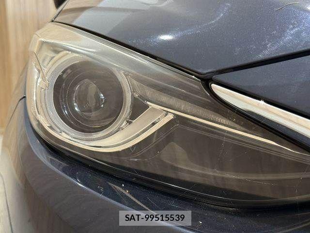 Mazda AXELA SPORT 2016-04 8315286-25