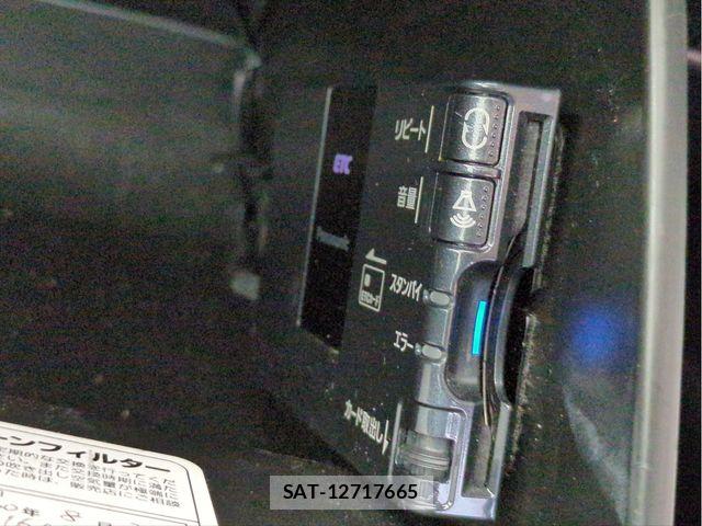 Mazda AXELA SPORT 2014-05 8315288-14