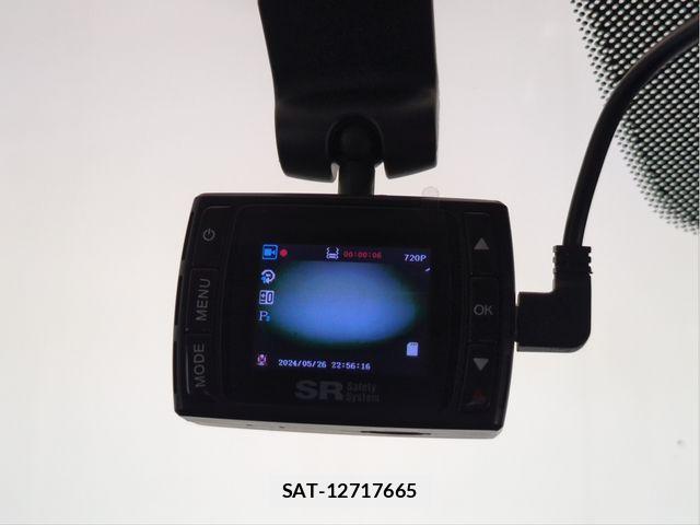 Mazda AXELA SPORT 2014-05 8315288-15