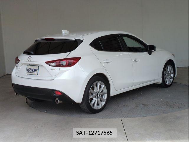 Mazda AXELA SPORT 2014-05 8315288-1