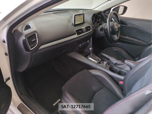 Mazda AXELA SPORT 2014-05 8315288-2