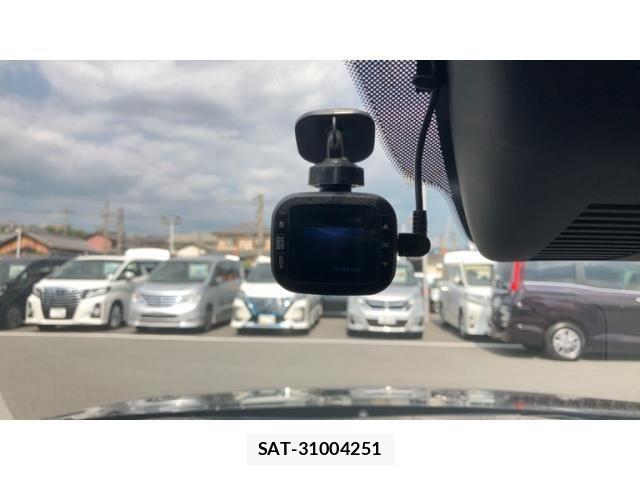 Mazda AXELA SPORT 2015-08 8336667-15
