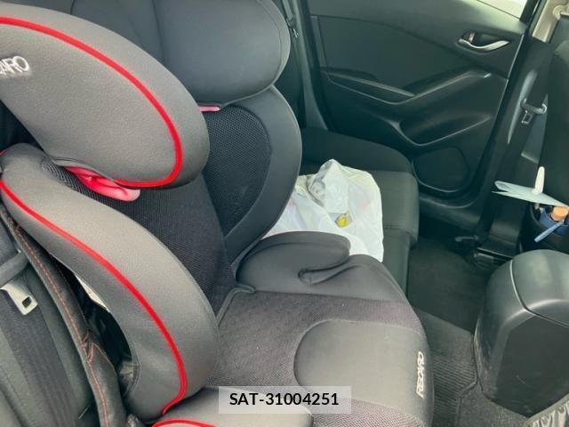 Mazda AXELA SPORT 2015-08 8336667-4