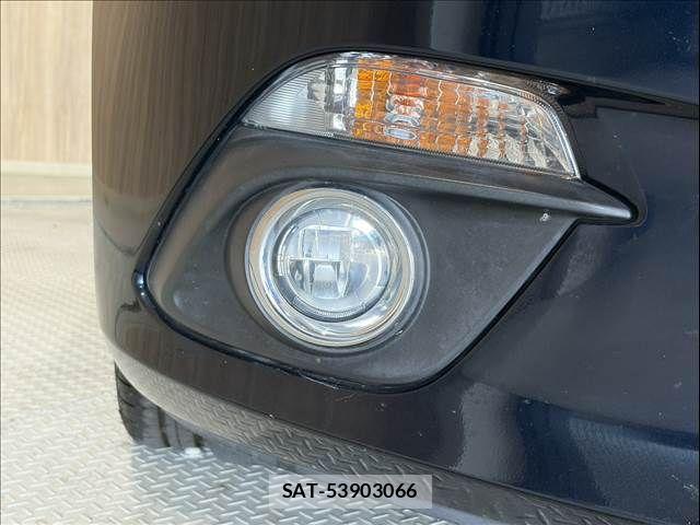 Mazda AXELA SPORT 2014-07 8366850-28