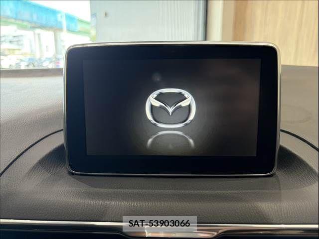 Mazda AXELA SPORT 2014-07 8366850-3