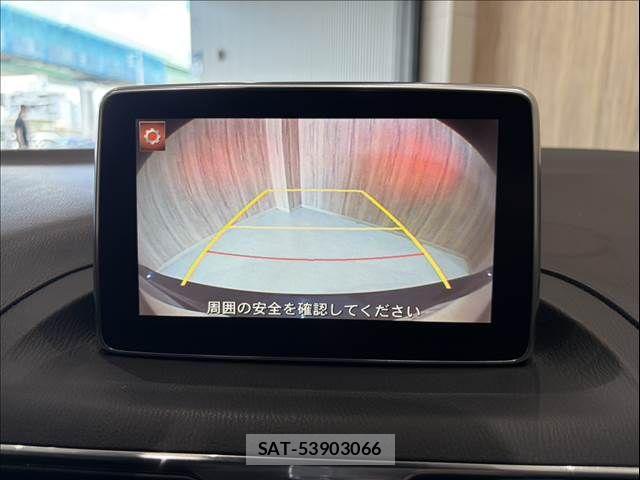 Mazda AXELA SPORT 2014-07 8366850-7