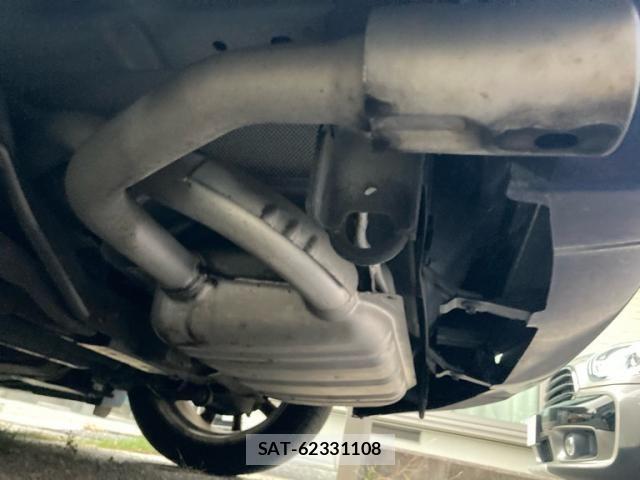 Mazda AXELA SPORT 2011-09 8366848-10