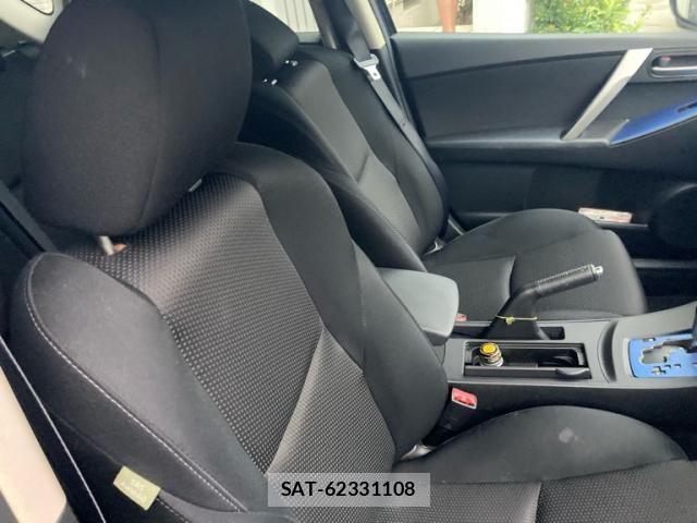 Mazda AXELA SPORT 2011-09 8366848-12