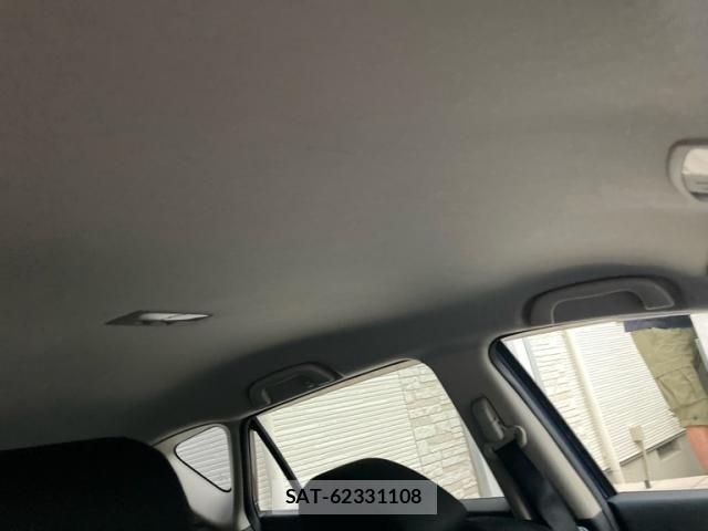 Mazda AXELA SPORT 2011-09 8366848-14