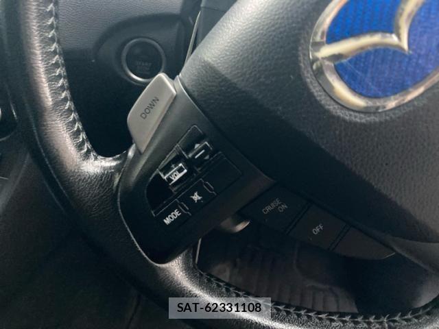 Mazda AXELA SPORT 2011-09 8366848-19