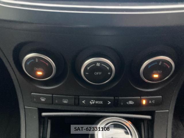 Mazda AXELA SPORT 2011-09 8366848-21