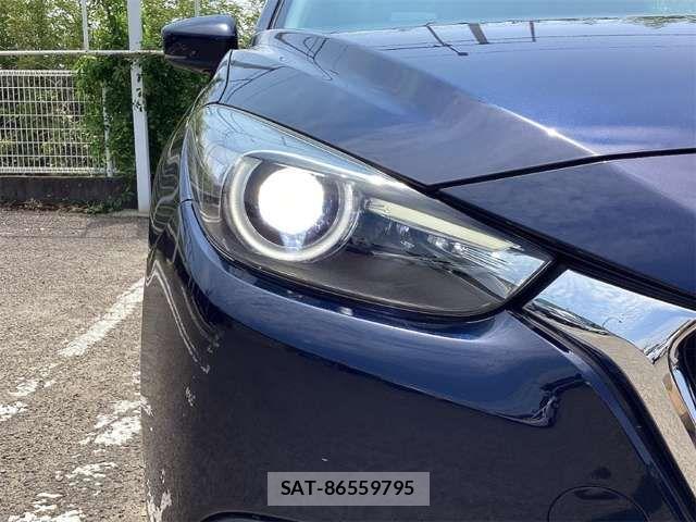 Mazda AXELA SPORT 2017-05 8366845-13