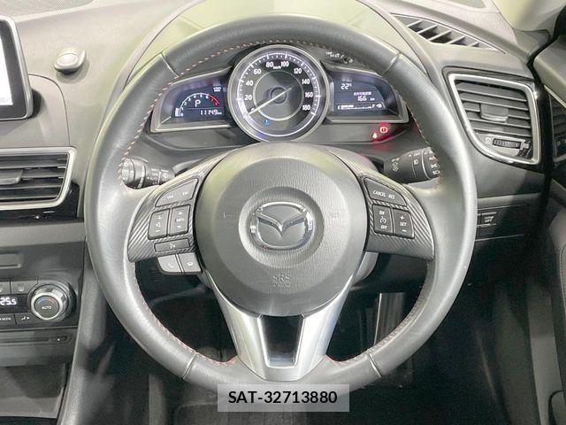 Mazda AXELA SPORT 2015-02 8366847-11