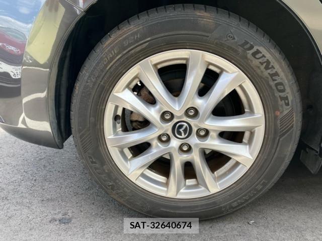 Mazda AXELA SPORT 2017-01 8366844-4