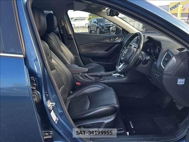 Mazda AXELA SPORT 2016-07 8366849-11