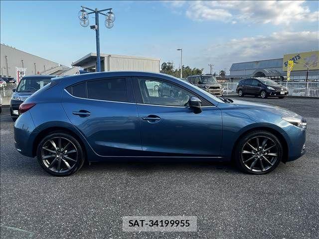 Mazda AXELA SPORT 2016-07 8366849-3