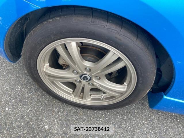 Mazda AXELA SPORT 2009-11 8371829-8