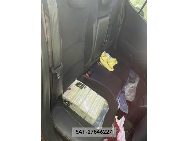 Mazda AXELA SPORT 2015-10 8371830-13