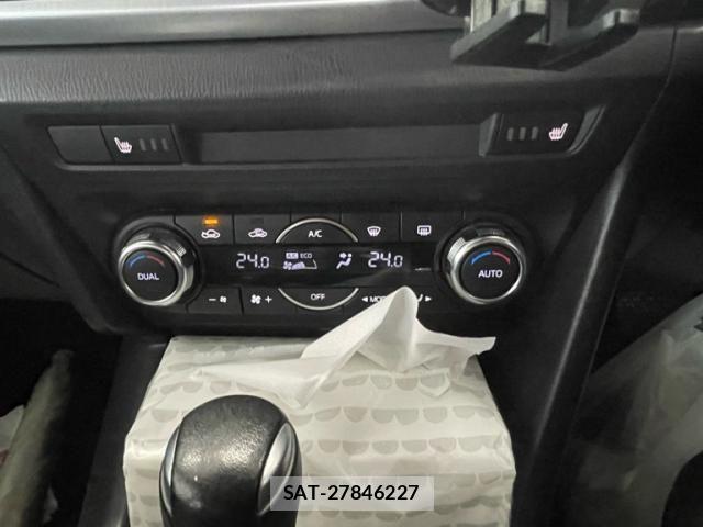 Mazda AXELA SPORT 2015-10 8371830-23
