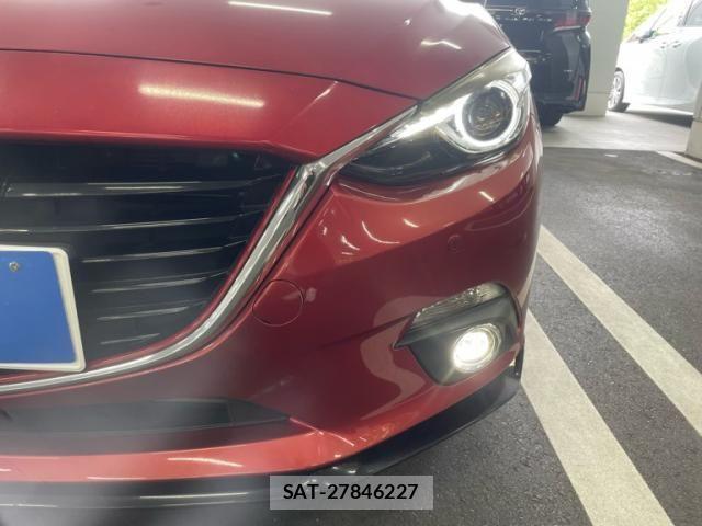 Mazda AXELA SPORT 2015-10 8371830-2