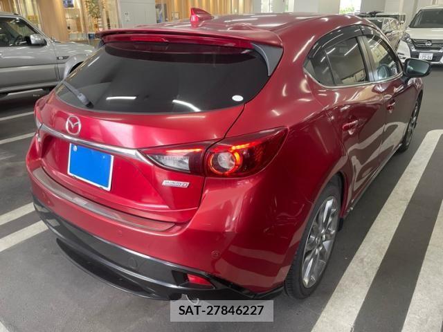 Mazda AXELA SPORT 2015-10 8371830-3