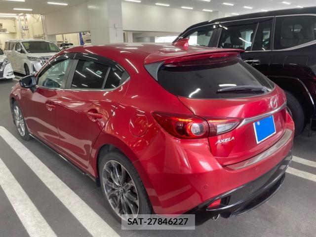 Mazda AXELA SPORT 2015-10 8371830-4