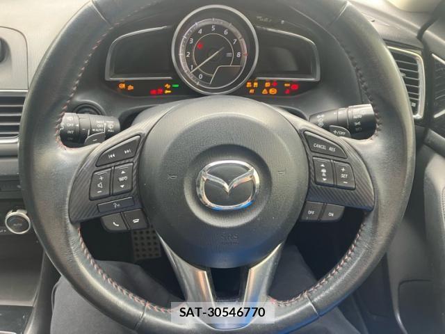 Mazda AXELA SPORT 2014-03 8371828-12