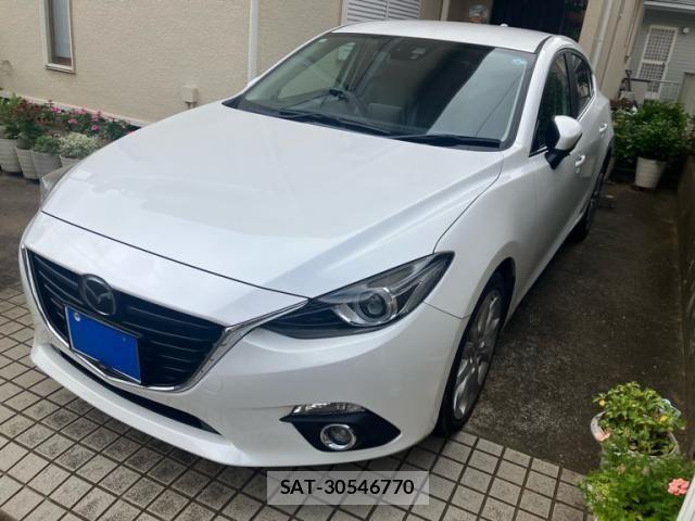 Mazda AXELA SPORT 2014-03 8371828-1