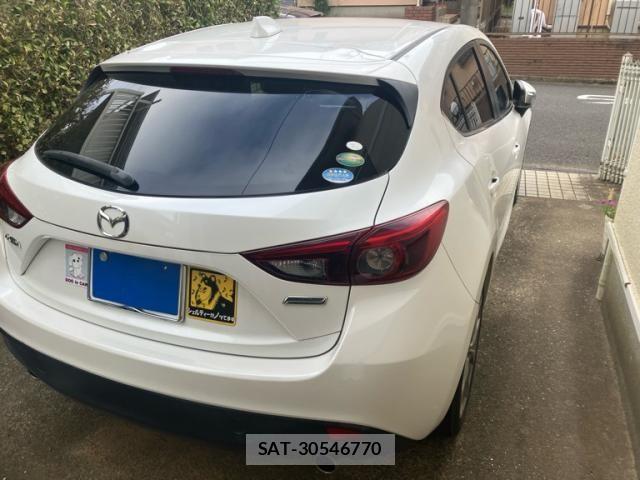 Mazda AXELA SPORT 2014-03 8371828-3