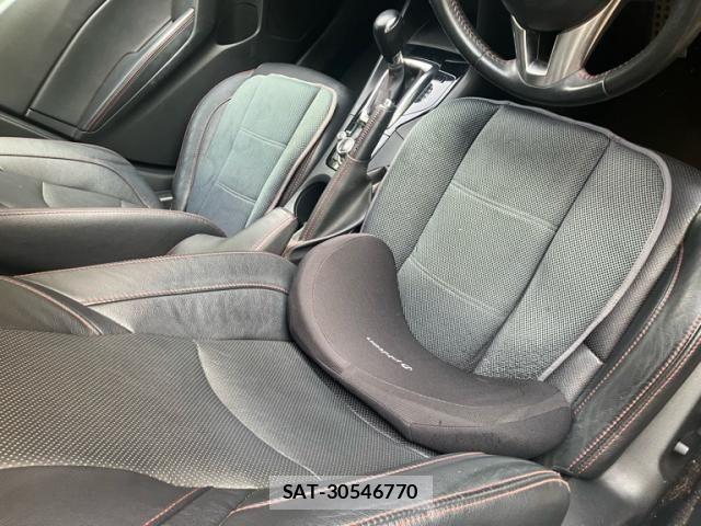 Mazda AXELA SPORT 2014-03 8371828-8