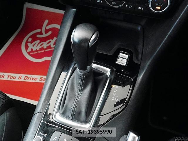 Mazda AXELA SPORT 2018-05 8371827-15