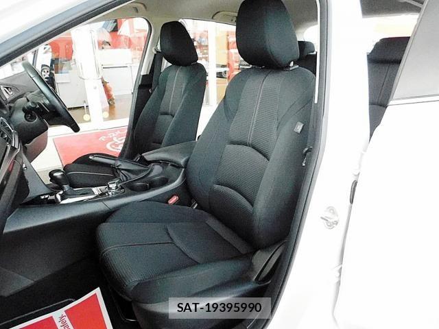 Mazda AXELA SPORT 2018-05 8371827-25