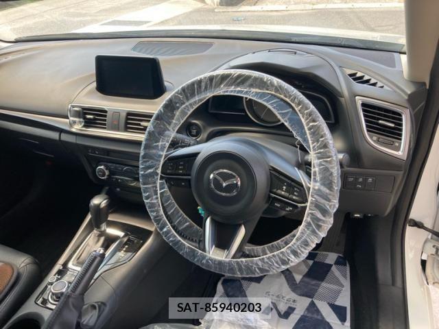 Mazda AXELA SPORT 2017-06 8413432-11