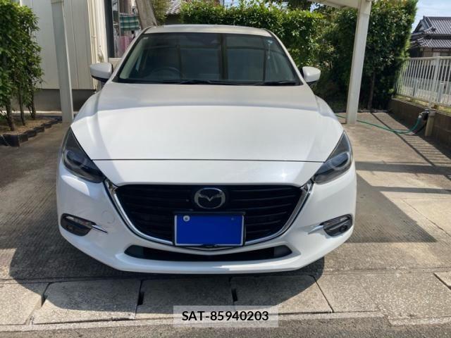 Mazda AXELA SPORT 2017-06 8413432-1