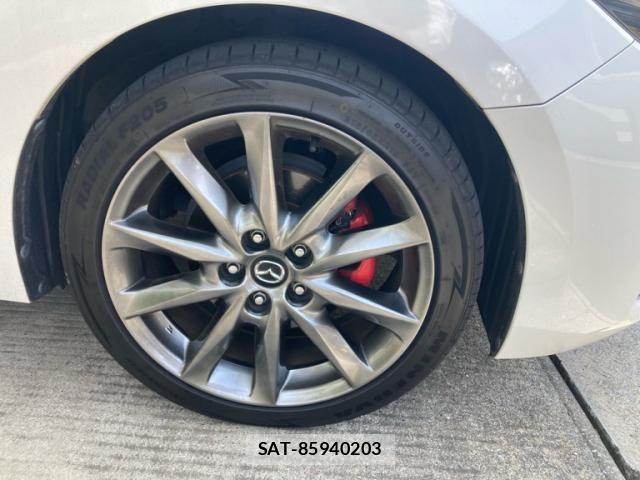 Mazda AXELA SPORT 2017-06 8413432-6