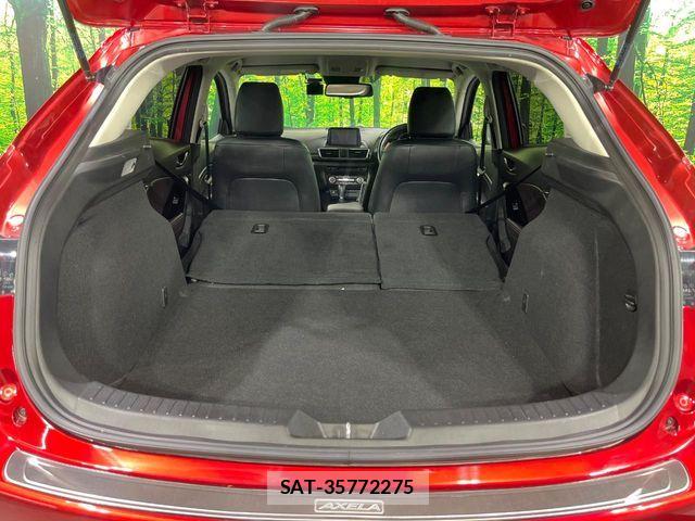 Mazda AXELA SPORT 2017-09 8457862-9