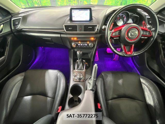 Mazda AXELA SPORT 2017-09 8457862-4