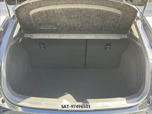 Mazda AXELA SPORT 2016-04 8485688-12
