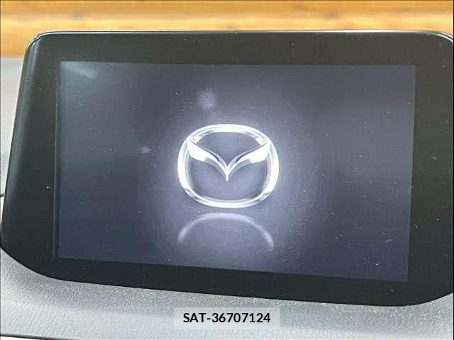 Mazda AXELA SPORT 2017-03 8485679-3