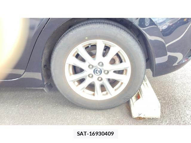 Mazda AXELA SPORT 2017-09 8485690-9