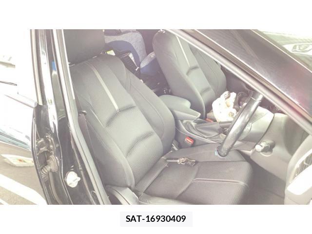 Mazda AXELA SPORT 2017-09 8485690-11