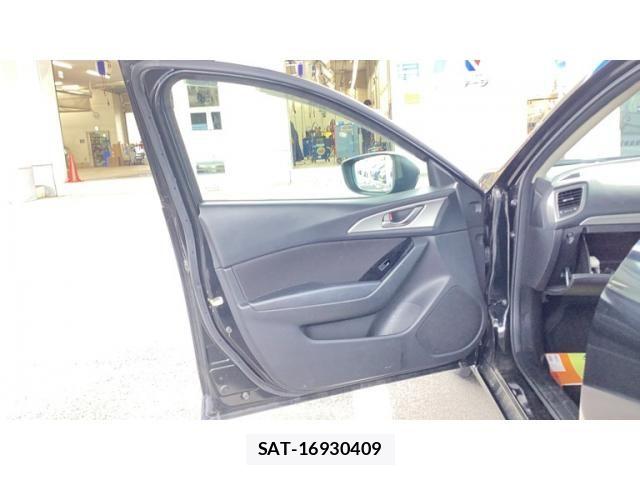 Mazda AXELA SPORT 2017-09 8485690-14