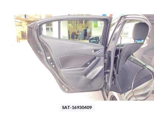 Mazda AXELA SPORT 2017-09 8485690-15