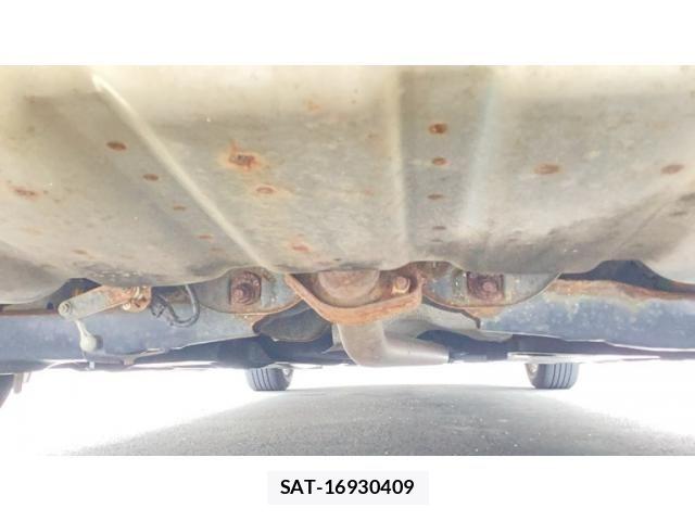 Mazda AXELA SPORT 2017-09 8485690-5