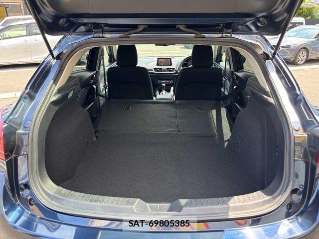 Mazda AXELA SPORT 2018-03 8525642-24