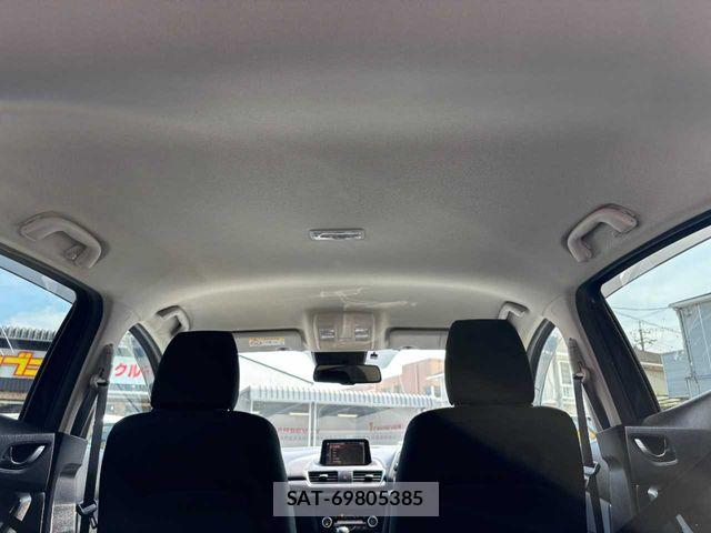 Mazda AXELA SPORT 2018-03 8525642-25