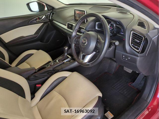 Mazda AXELA SPORT 2014-03 8525644-23