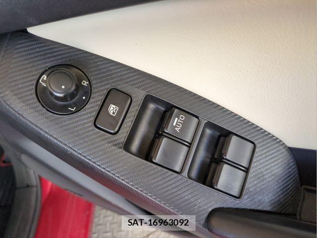 Mazda AXELA SPORT 2014-03 8525644-27