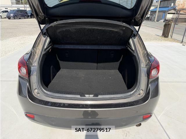 Mazda AXELA SPORT 2015-05 8525641-18