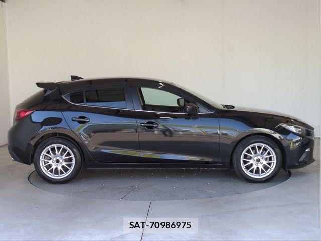 Mazda AXELA SPORT 2015-11 8525645-17